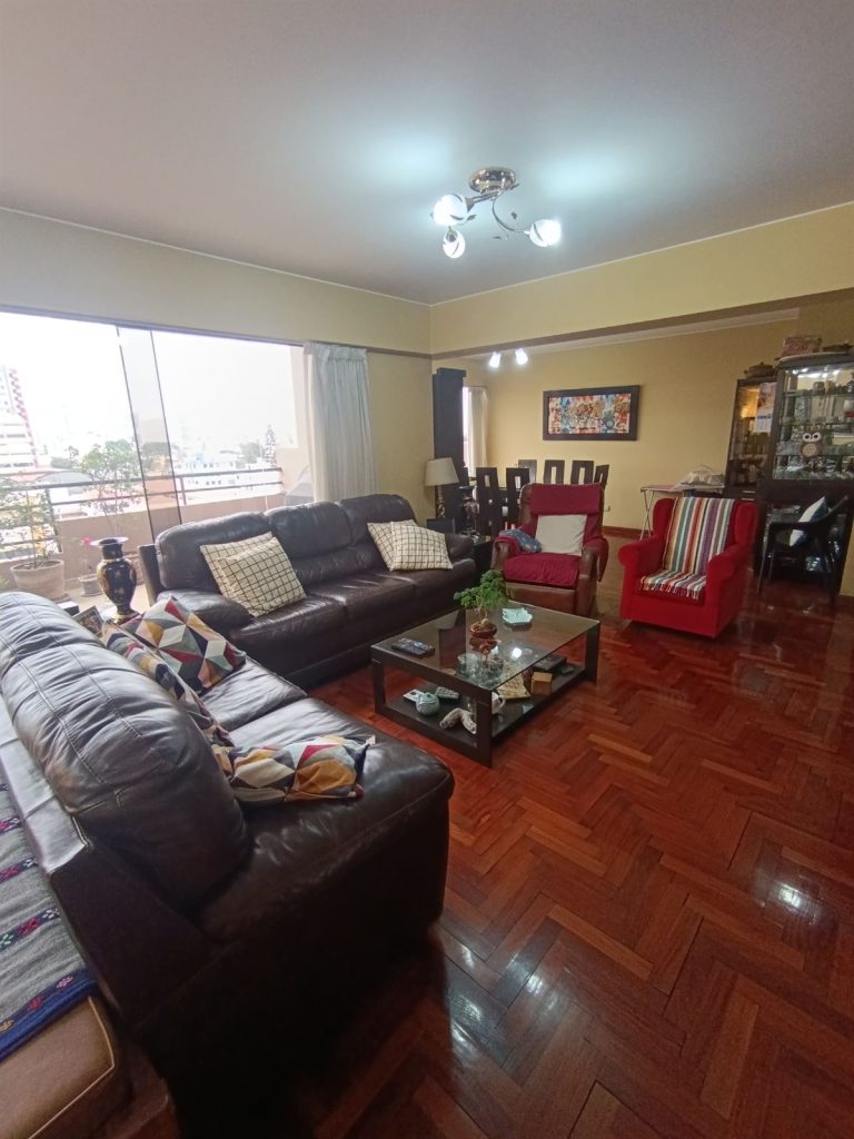 Sala del dúplex en venta en Pueblo Libre