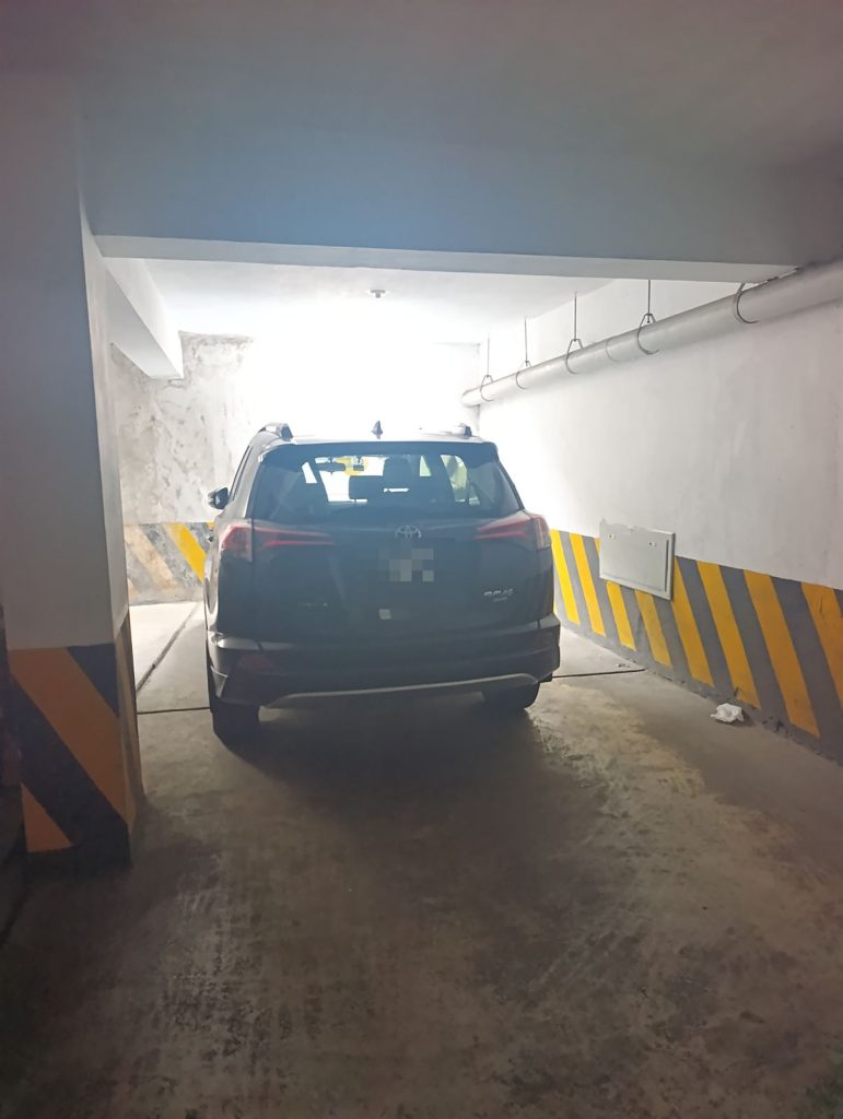 Cochera privada en sótano