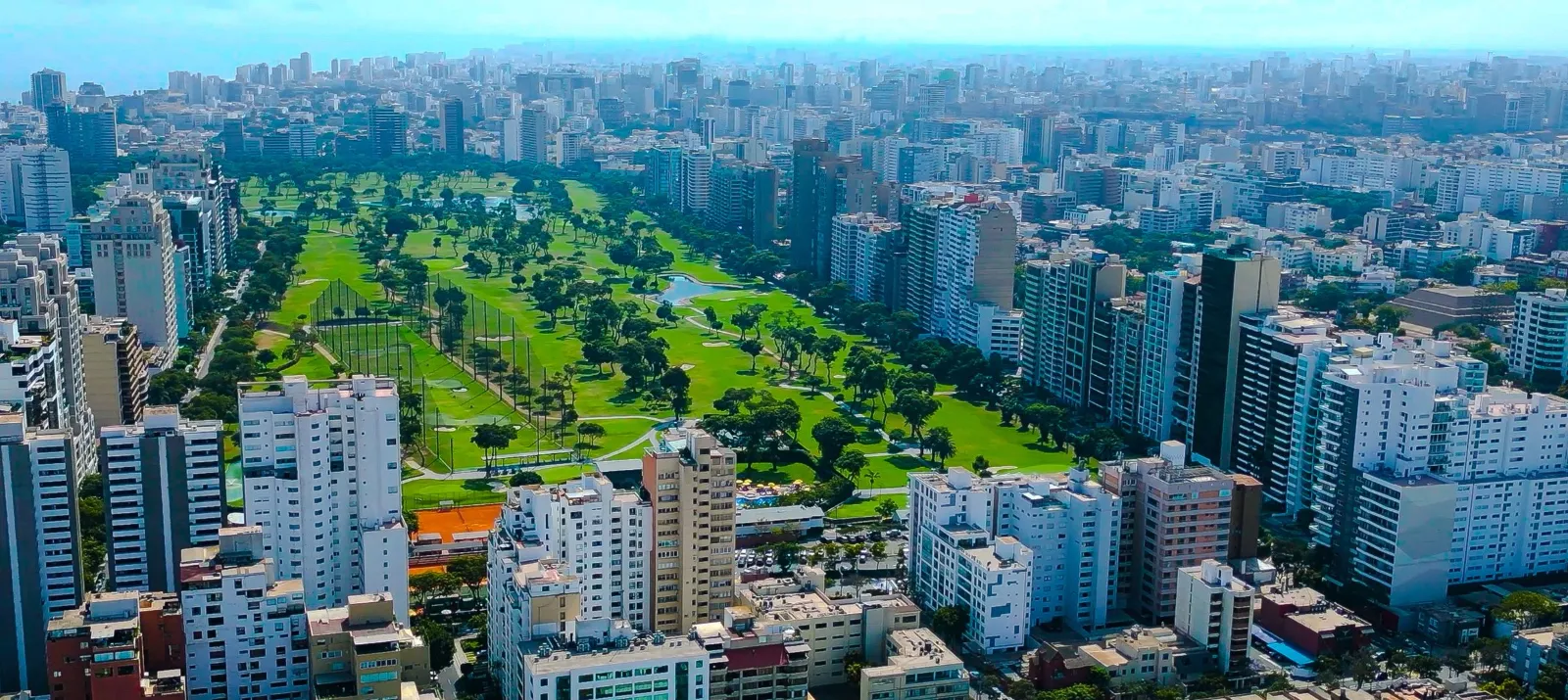 Vista del Golf de San Isidro, Lima