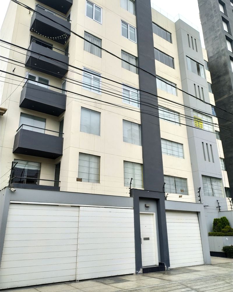 Edificio Márquez, Miraflores, 2006