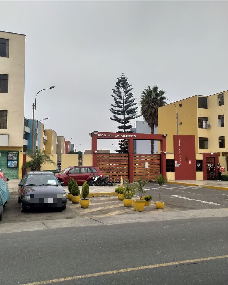 Villa Talana, Surco, 2001